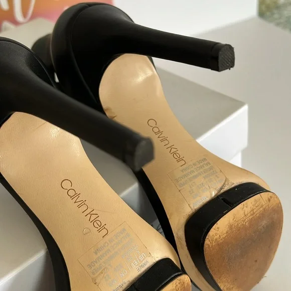 Calvin Klein Vable Beading Heels | Size 5M - Picture 8 of 11